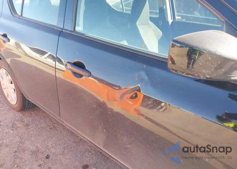 2017 Nissan Versa 1.6 S+ z USA, uszkodzony, nr VIN 3N1CN7AP3HL828161